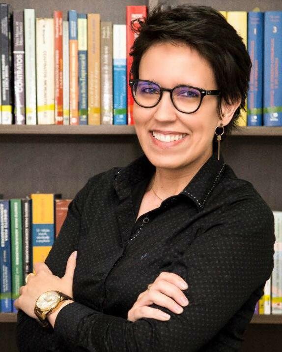 MARIANA SANTAREM DE OLIVEIRA